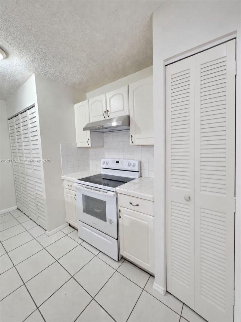 9708 Hammocks Blvd, Unit 101-32, Miami, FL 33196 Photo