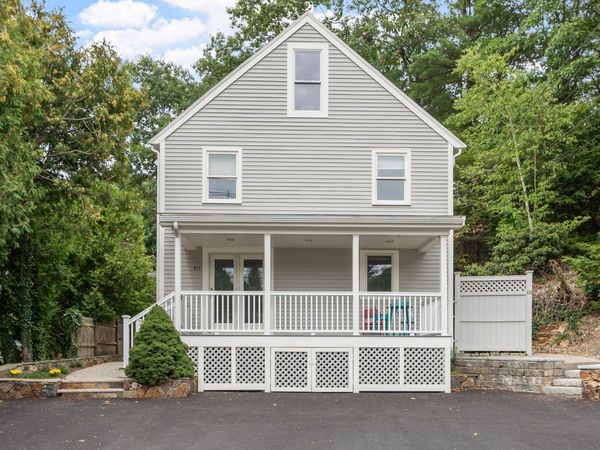95 Pine St, Unit A, Manchester, MA 01944
