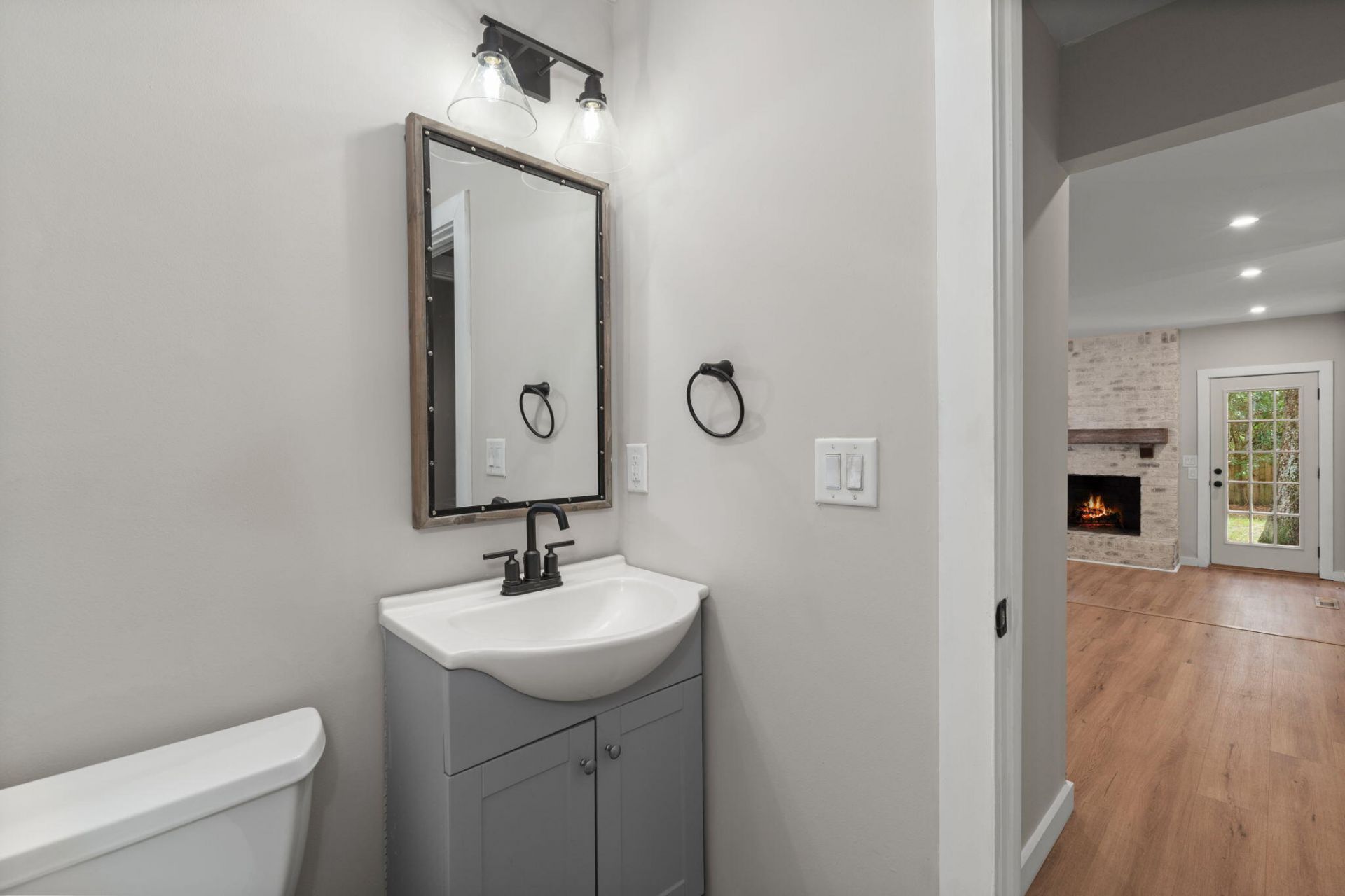 1223 Wappetaw Place Photo 9