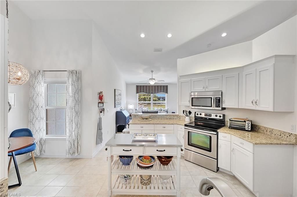 5932 Sand Wedge Ln, Unit 1706, Naples, FL 34110 Photo