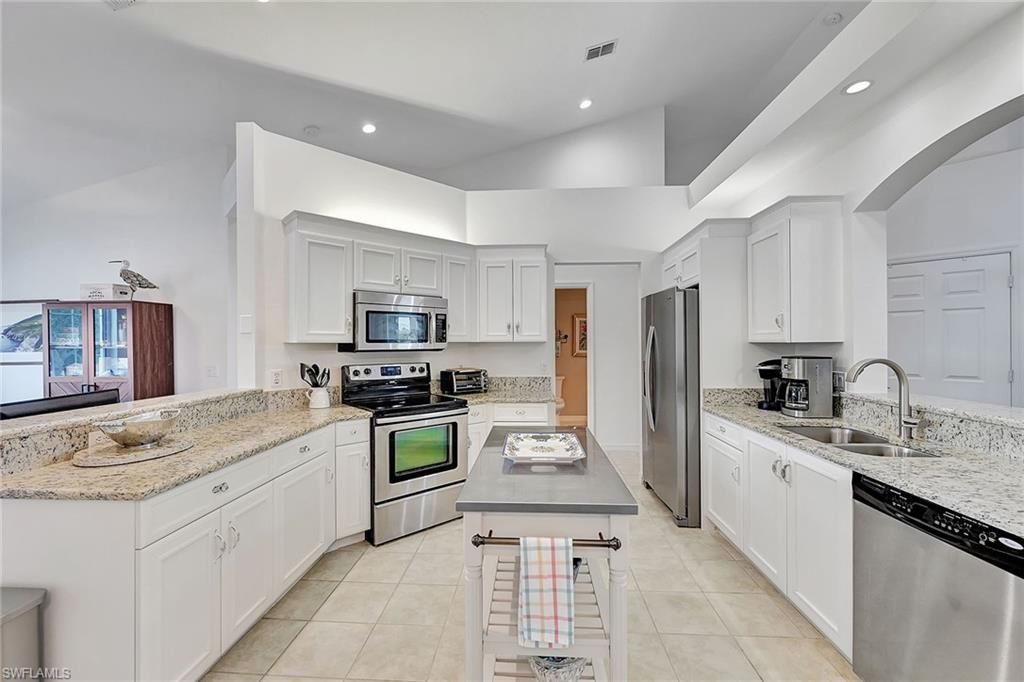 5932 Sand Wedge Ln, Unit 1706, Naples, FL 34110 Photo