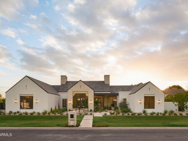 4220 N 57TH Place, Phoenix, AZ 85018