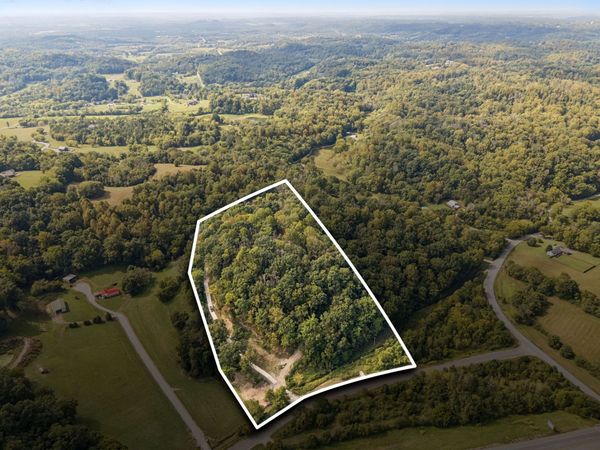 3895 Johnson Hollow Rd , Thompsons Station, TN 37179