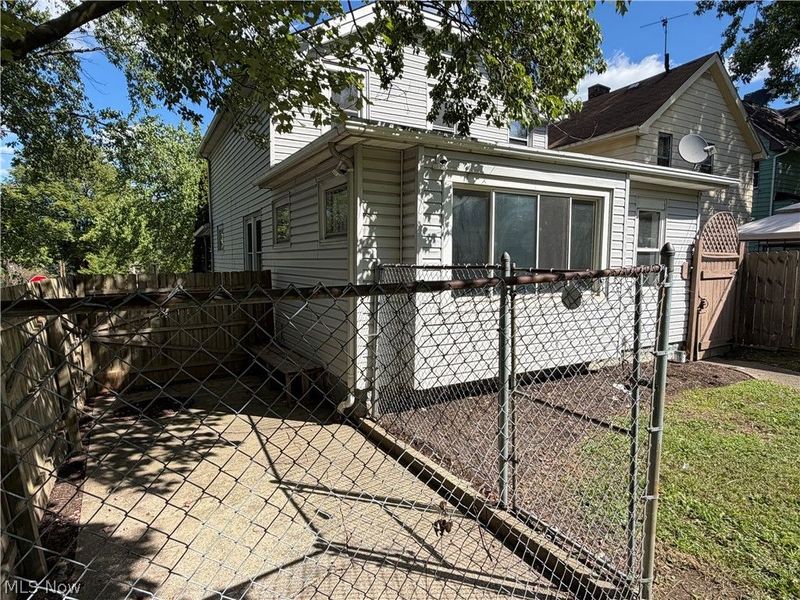 8602 Jeffries Avenue, Cleveland, OH 44105 Photo 31