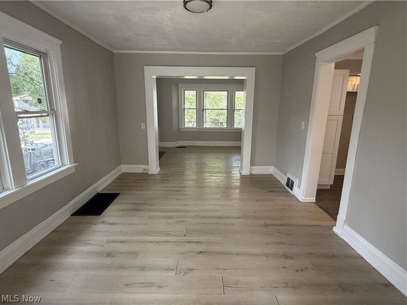 8602 Jeffries Avenue, Cleveland, OH 44105 Photo 8
