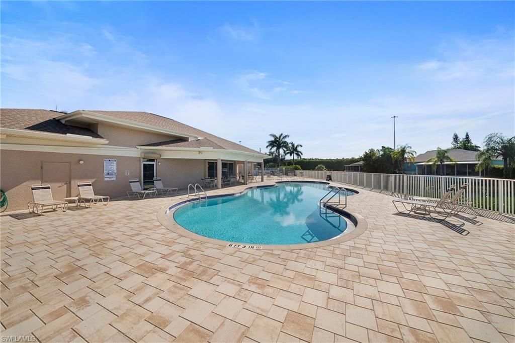 10720 San Tropez Cir, Estero, FL 33928 Photo
