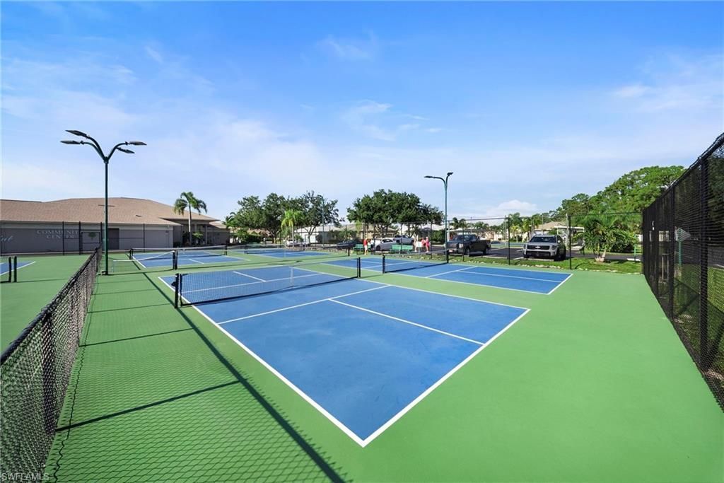 10720 San Tropez Cir, Estero, FL 33928 Photo