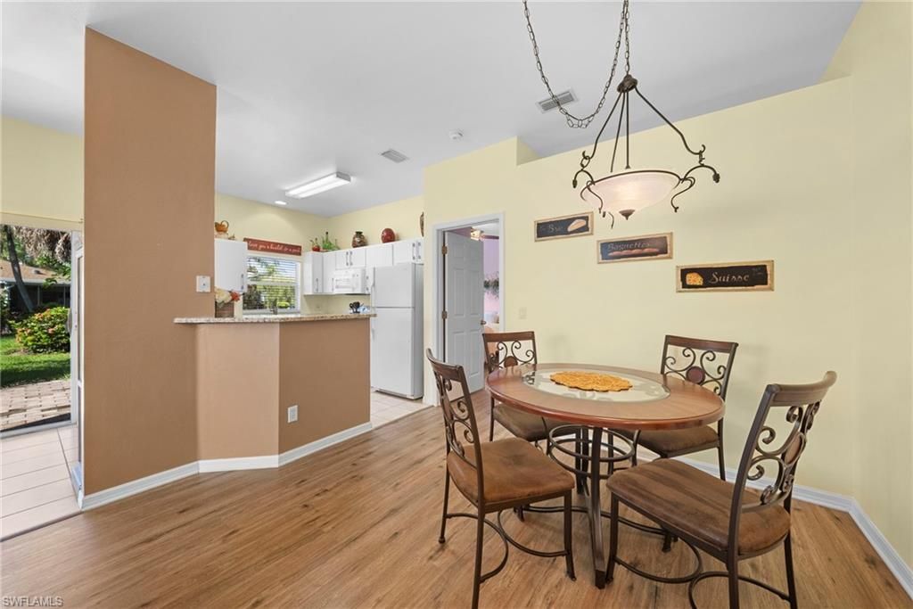 10720 San Tropez Cir, Estero, FL 33928 Photo