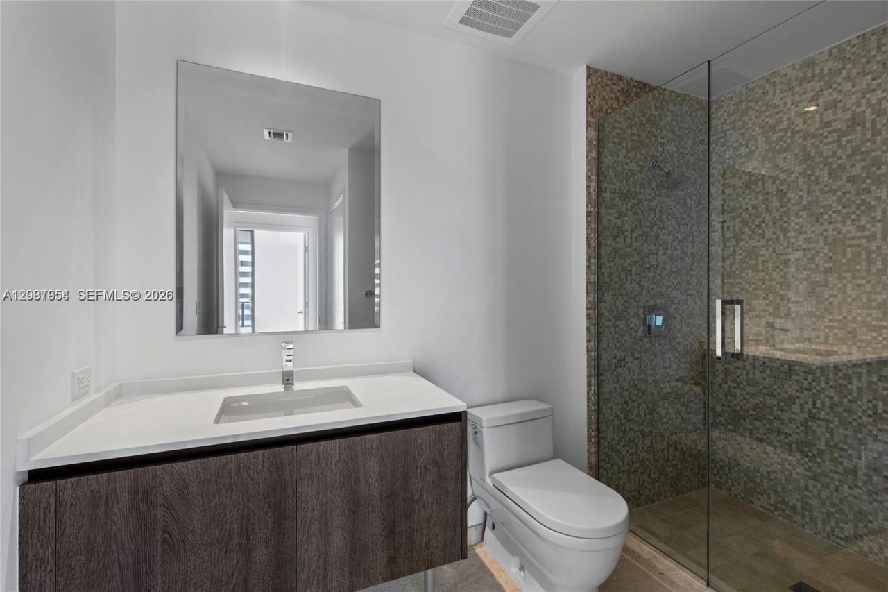 88 SW 7th St, Unit 904, Miami, FL 33130 Photo