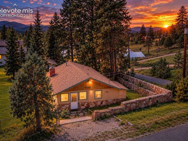 505 E Gunnison Avenue, Woodland Park, CO 80863