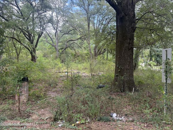 2950 Barwood Drive, Jackson, MS 39212