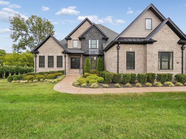 1003 Quillen Way , Lebanon, TN 37087