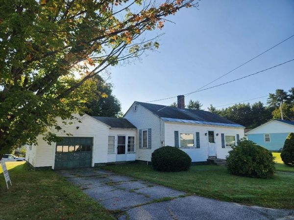 7 Congress Street, Claremont, NH 03743