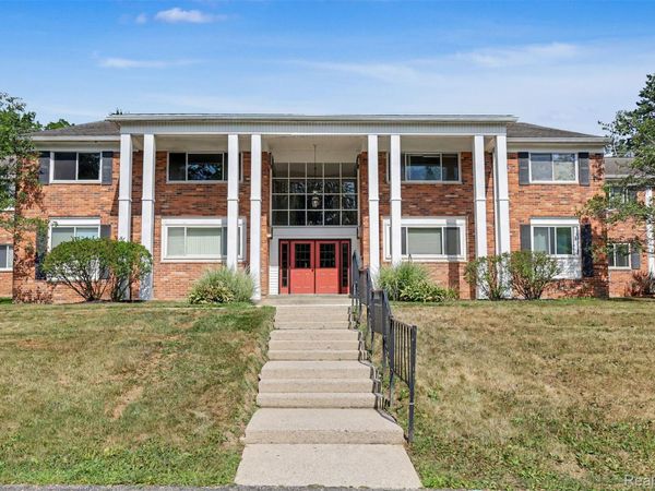 525 Fairbrook Street, Unit 108, Northville, Mi 48167