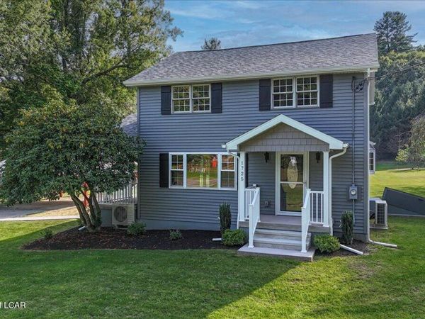 1725 W 8th Street, Wyoming, PA 18644