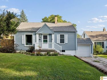 4916 Gretchen Avenue, Omaha, NE 68104