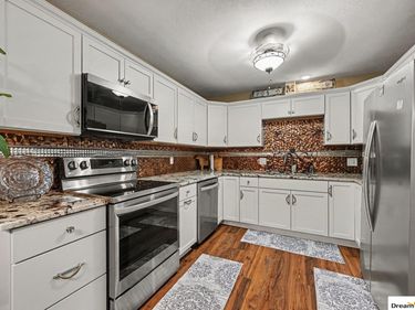 9424 Fowler Avenue, Omaha, NE 68134