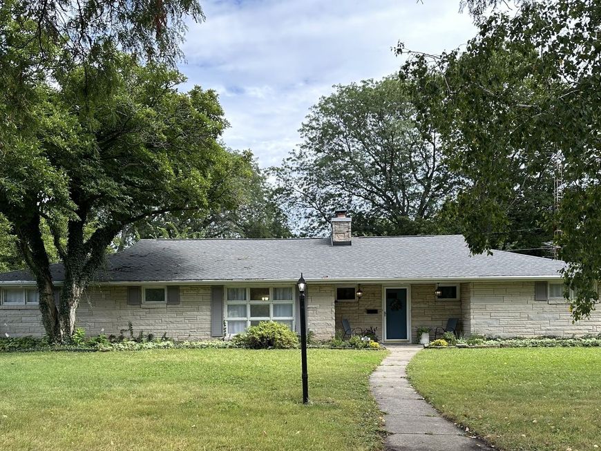 Main Photo
