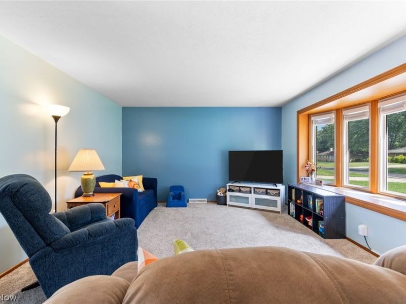 7578 Kitner Boulevard, Northfield, OH 44067 Photo 4