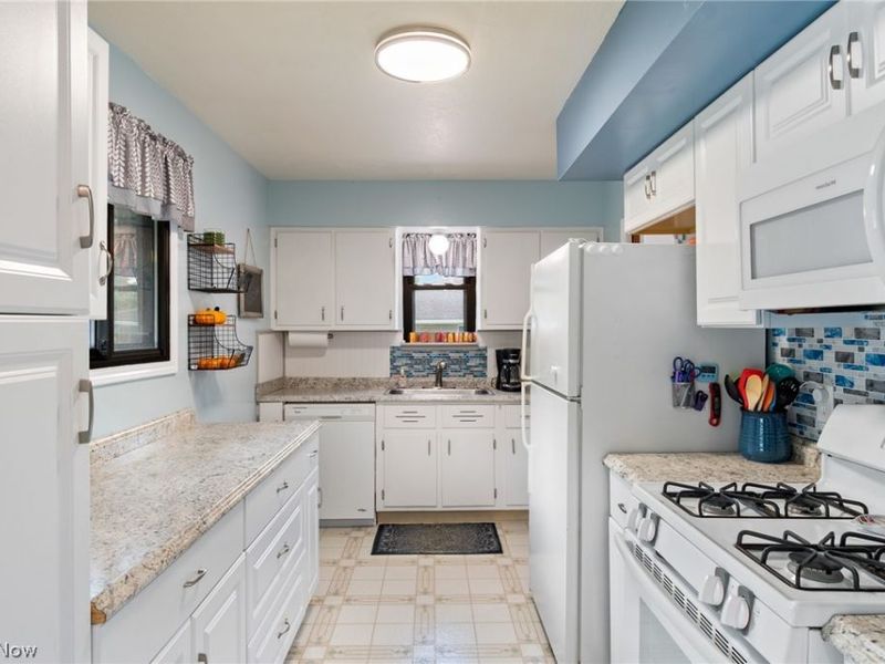 7578 Kitner Boulevard, Northfield, OH 44067 Photo 7