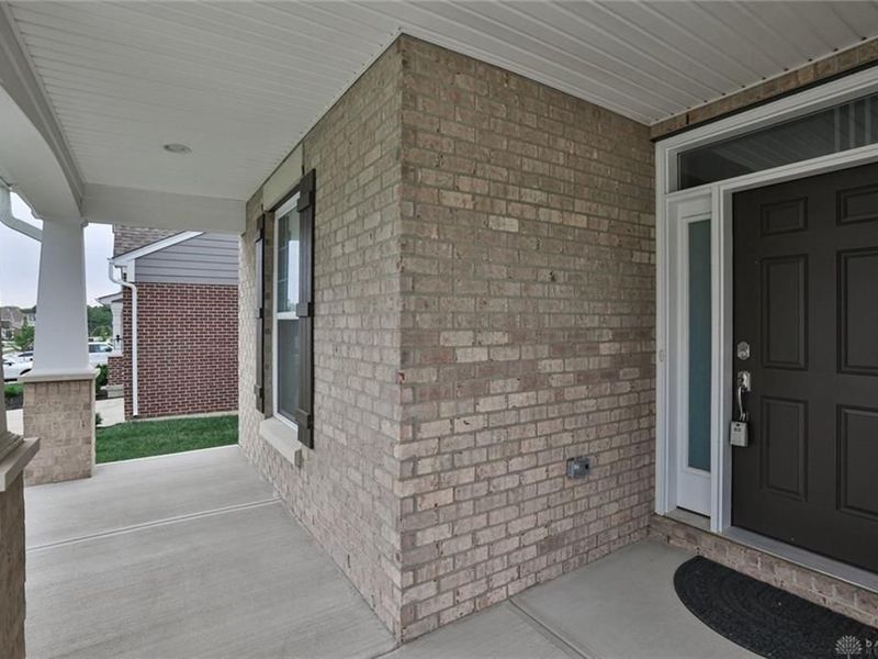 684 Newton Drive, Beavercreek, OH 45434 Photo 4