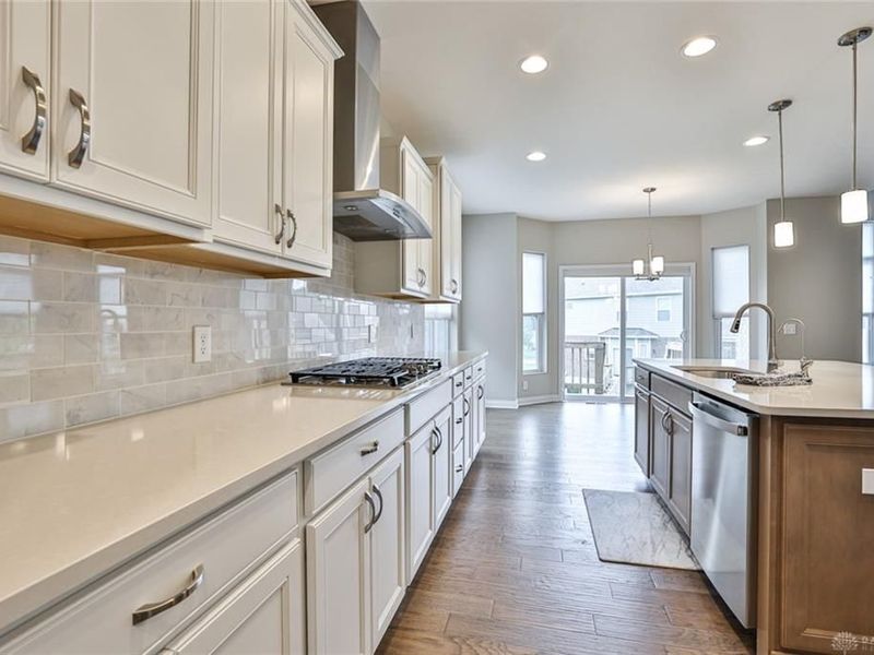 684 Newton Drive, Beavercreek, OH 45434 Photo 9