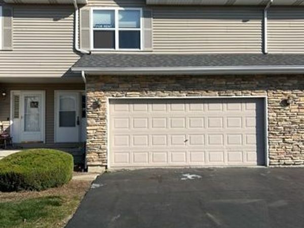 1172 Rose Drive , Sycamore, IL 60178
