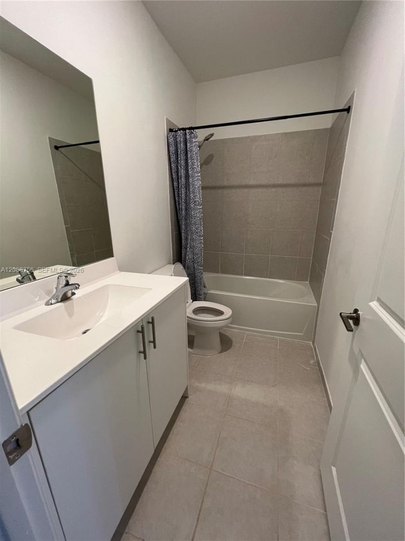 2634 SE 10th St, Unit 2634, Homestead, FL 33035 Photo