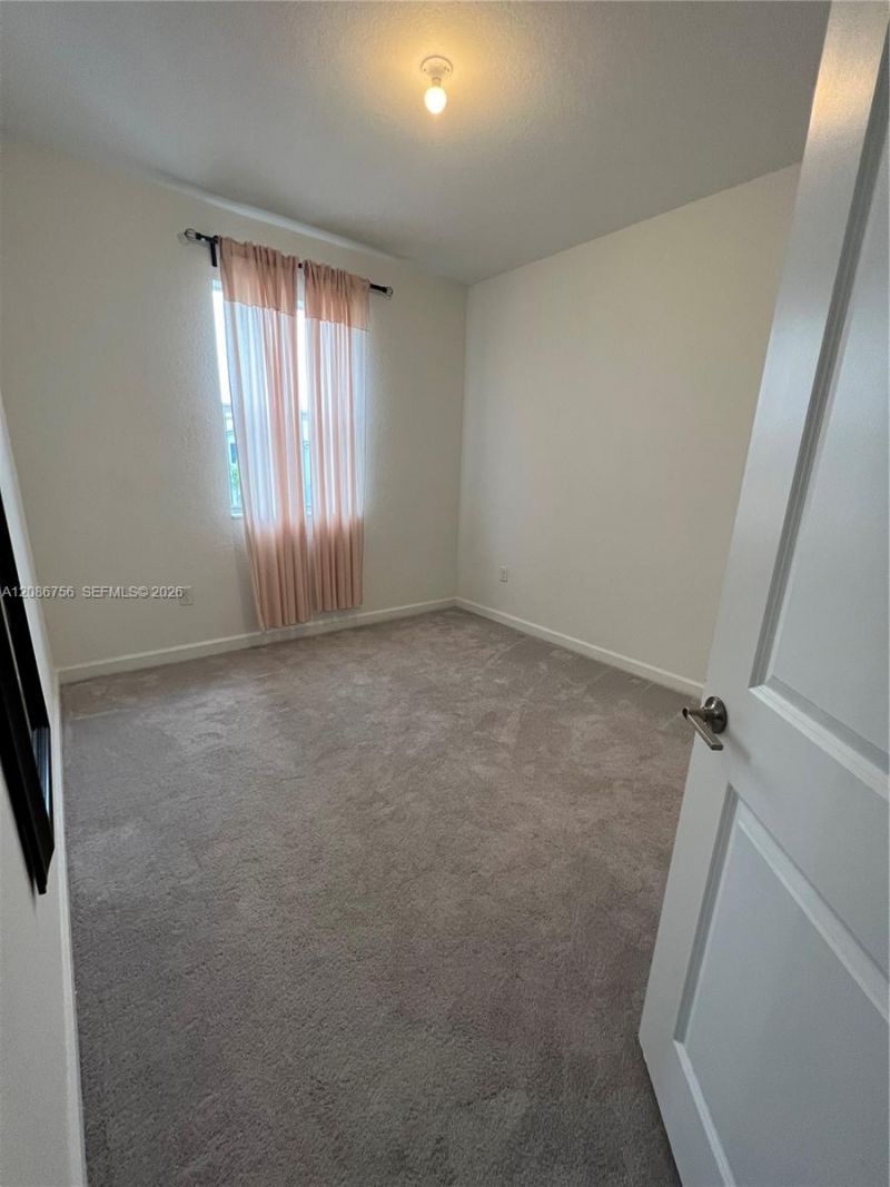 2634 SE 10th St, Unit 2634, Homestead, FL 33035 Photo