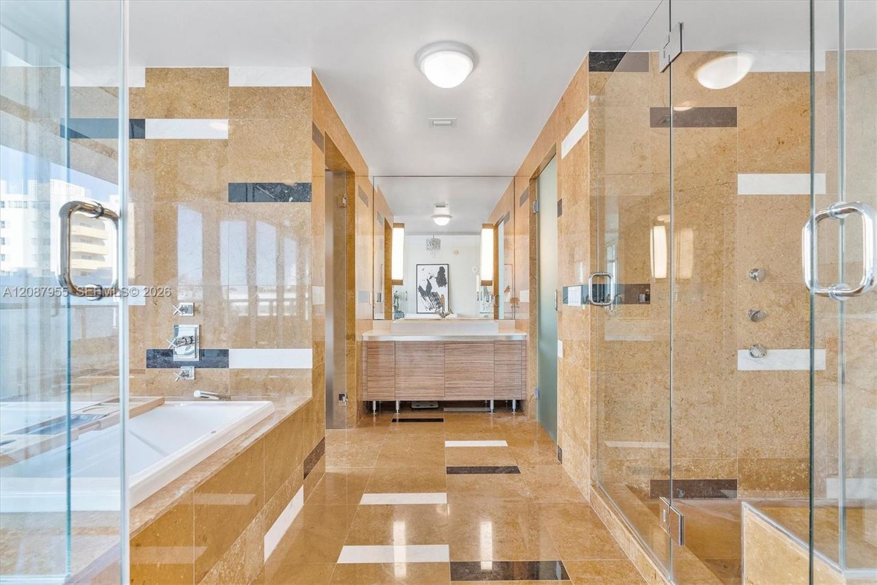 3737 Collins Ave, Unit S-804, Miami Beach, FL 33140 Photo
