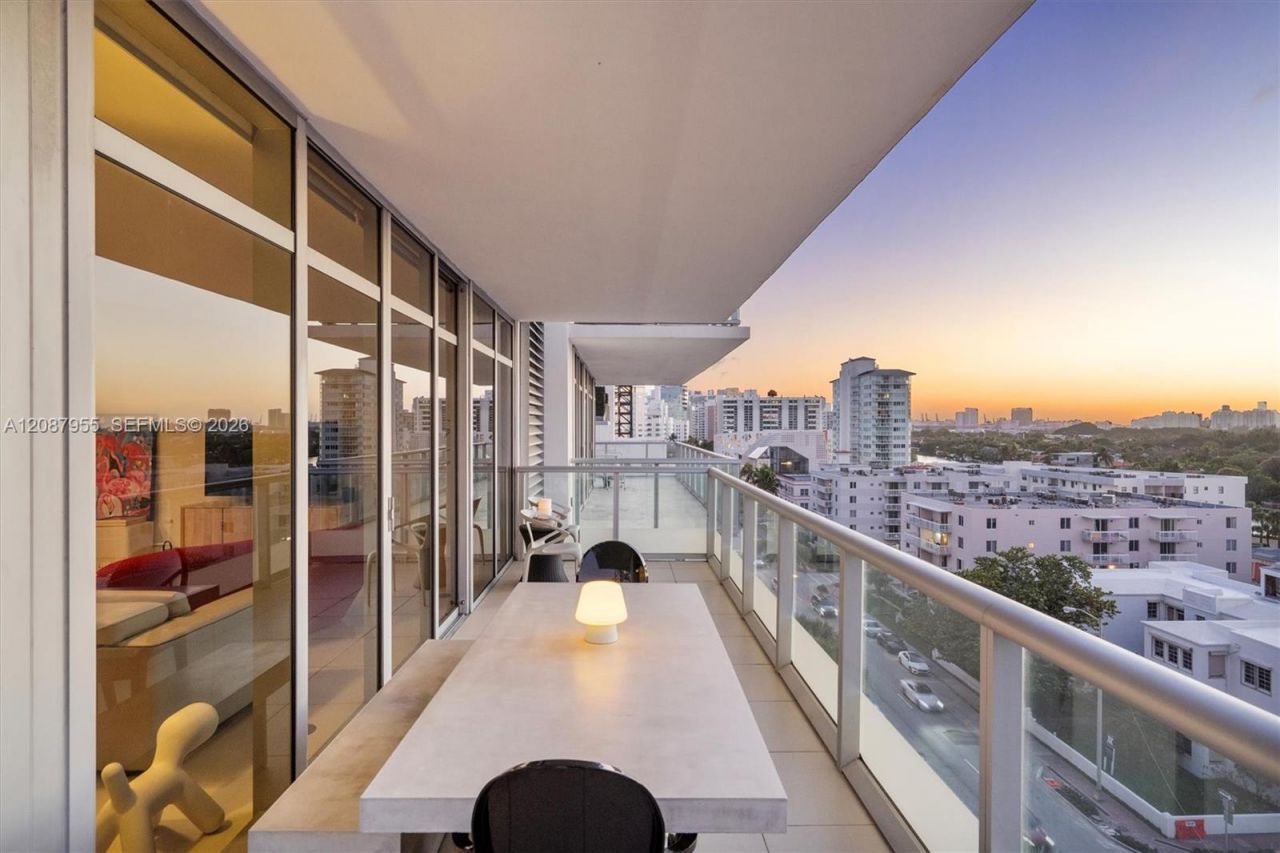 3737 Collins Ave, Unit S-804, Miami Beach, FL 33140 Photo