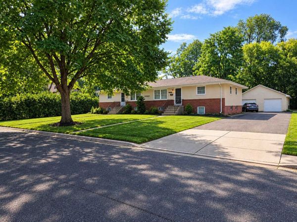 4135 W 124th Street, Savage, MN 55378