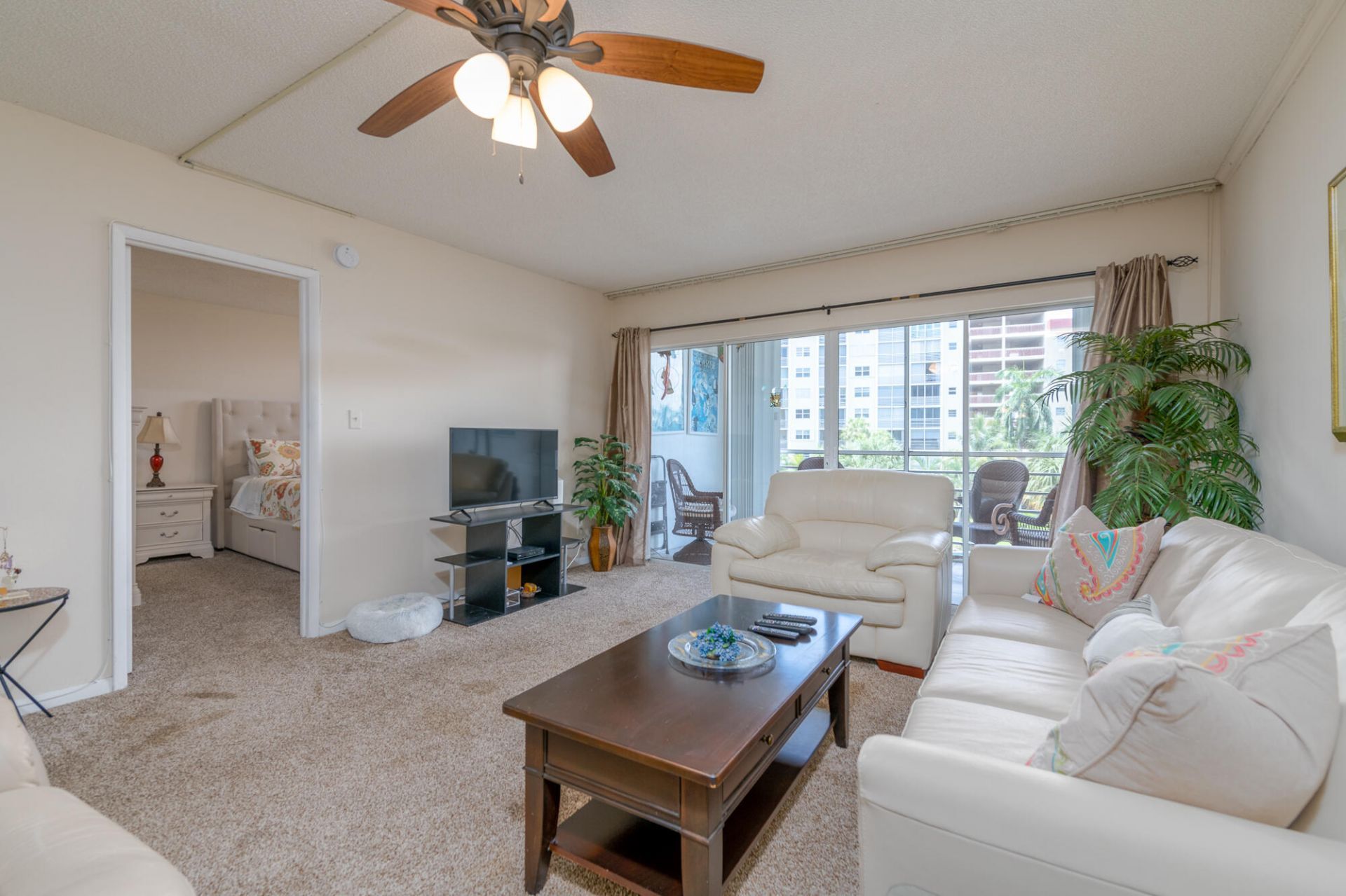 2731 NE 14th St Street, Unit 427, Pompano Beach, FL 33062 Photo