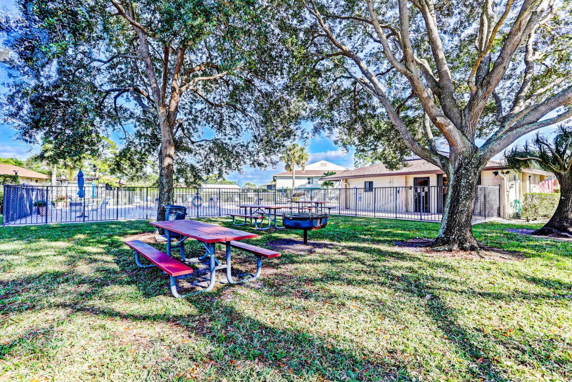 6313 Chasewood Drive, Unit B, Jupiter, FL 33458 Photo