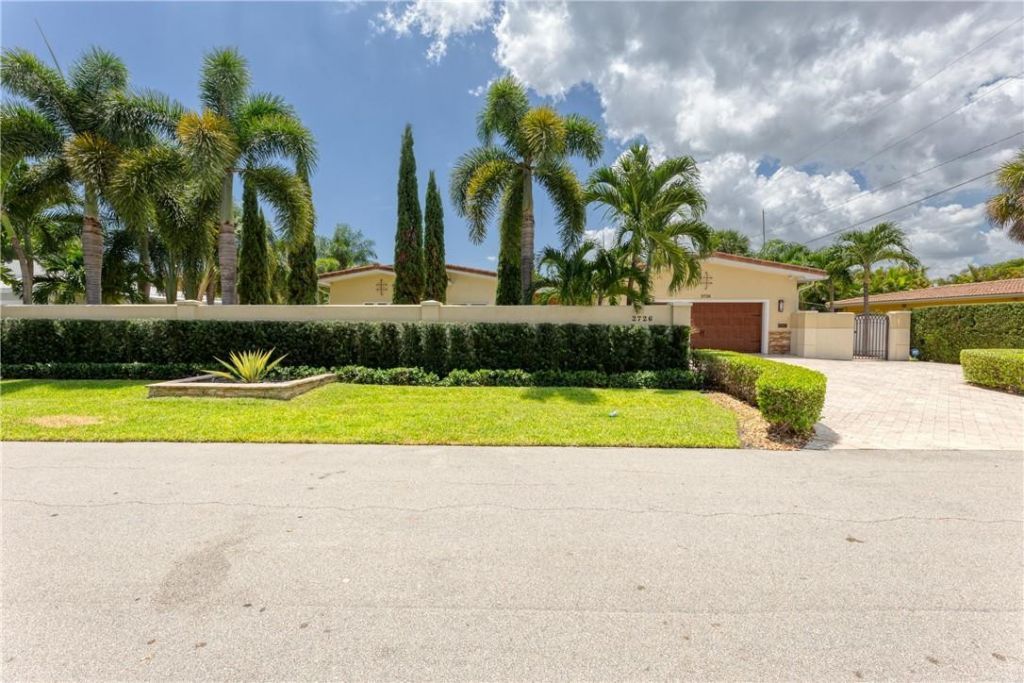 2726 NE 25th Place, Fort Lauderdale, FL 33305 Photo