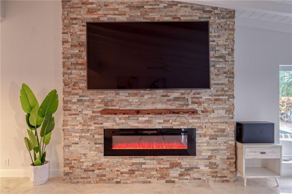 2726 NE 25th Place, Fort Lauderdale, FL 33305 Photo