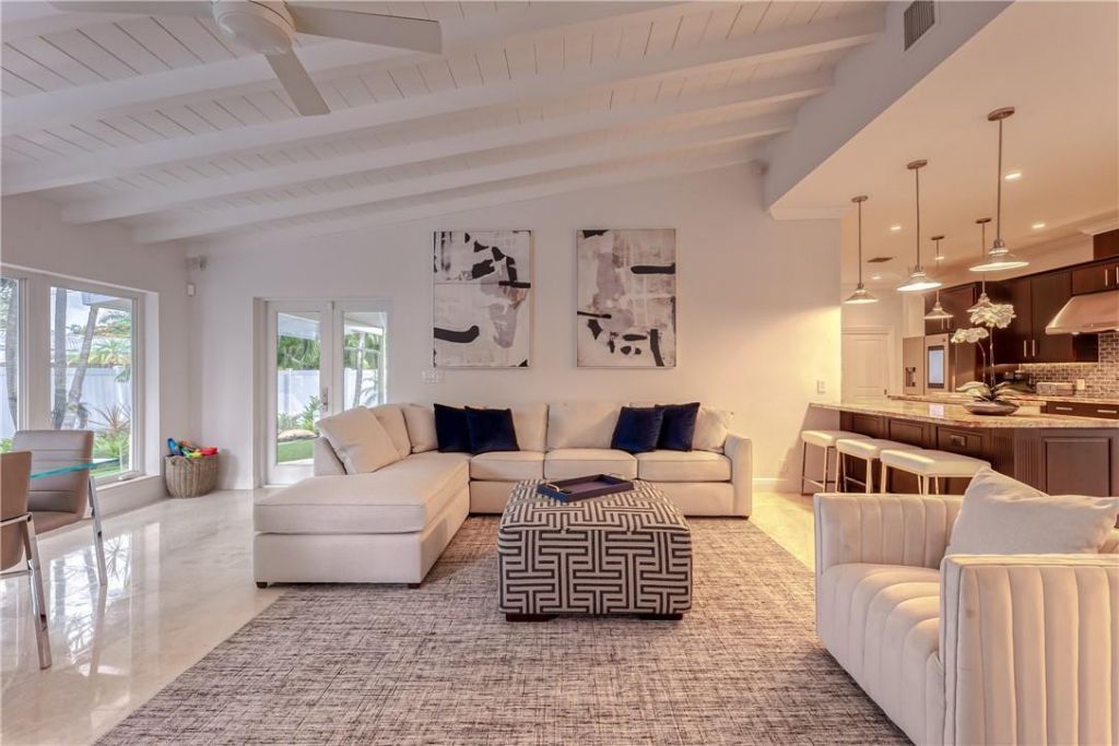 2726 NE 25th Place, Fort Lauderdale, FL 33305 Photo