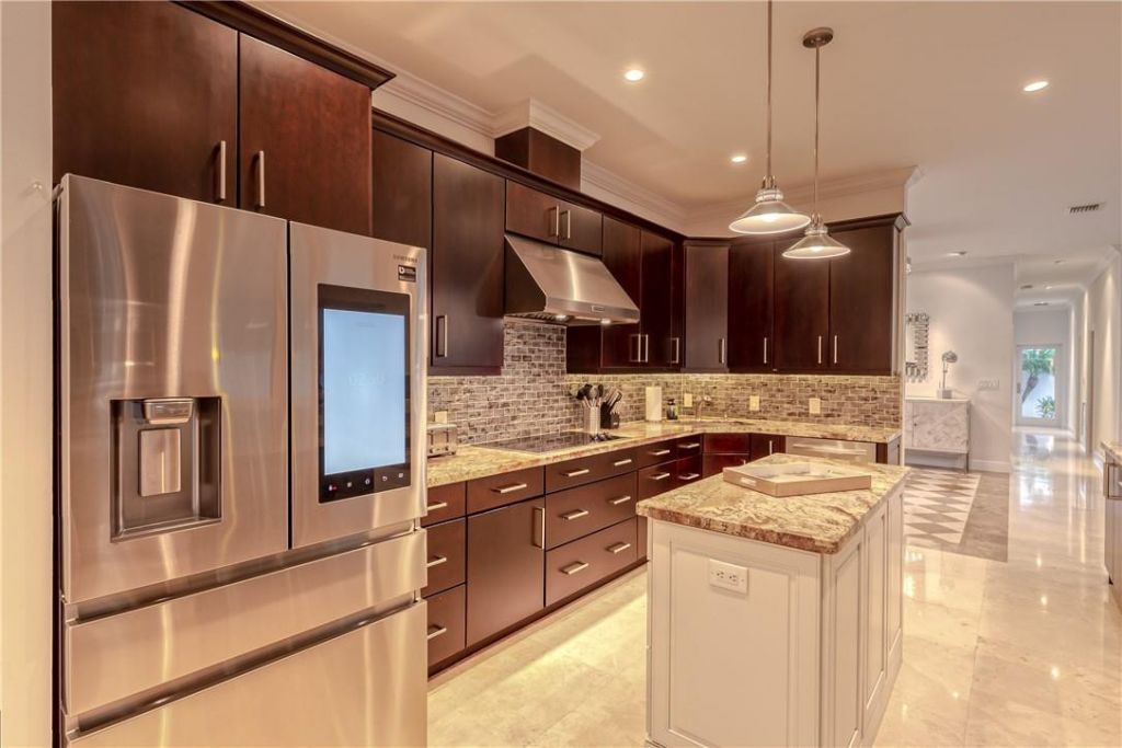 2726 NE 25th Place, Fort Lauderdale, FL 33305 Photo