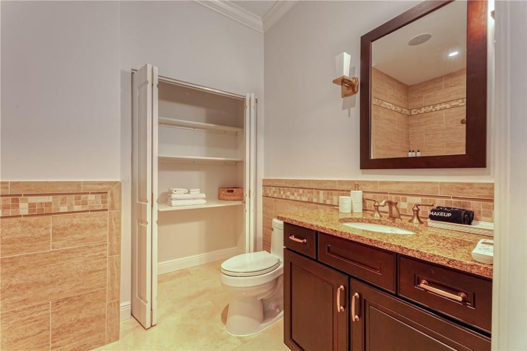 2726 NE 25th Place, Fort Lauderdale, FL 33305 Photo