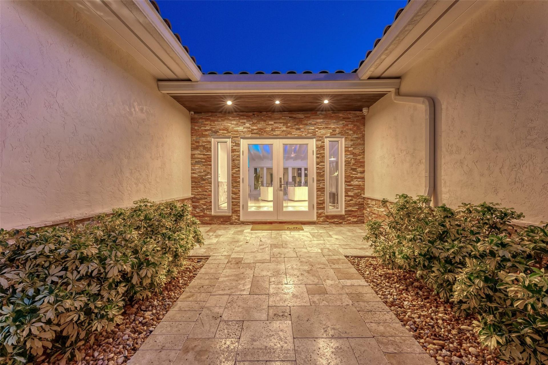 2726 NE 25th Place, Fort Lauderdale, FL 33305 Photo