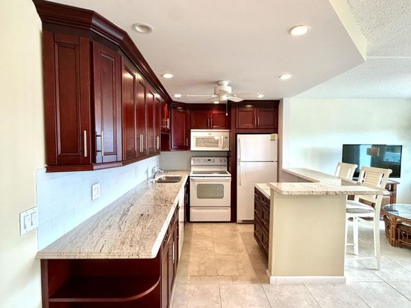 4104 Cambridge E, Unit 4104, Deerfield Beach, FL 33442