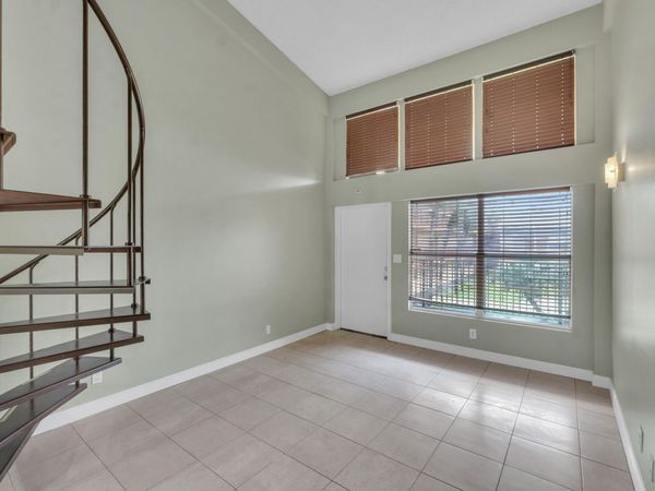 4171 NW 26TH Street, Unit T2, Lauderhill, FL 33313