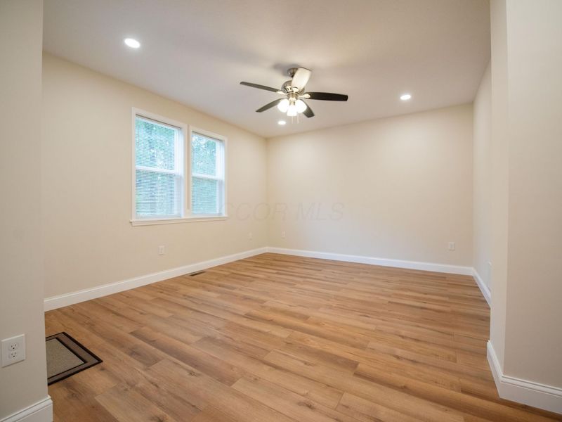 2689 Abington Road, Columbus, OH 43231 Photo 10