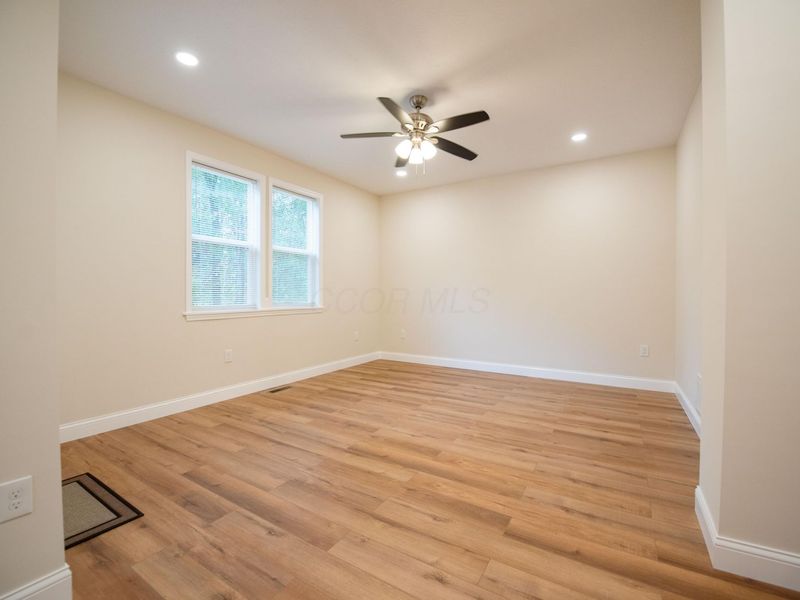 2689 Abington Road, Columbus, OH 43231 Photo 11