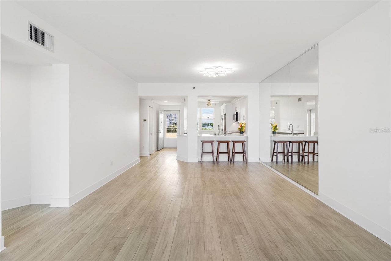 7922 Sailboat Key Boulevard S, Unit 206, South Pasadena, FL 33707 Photo
