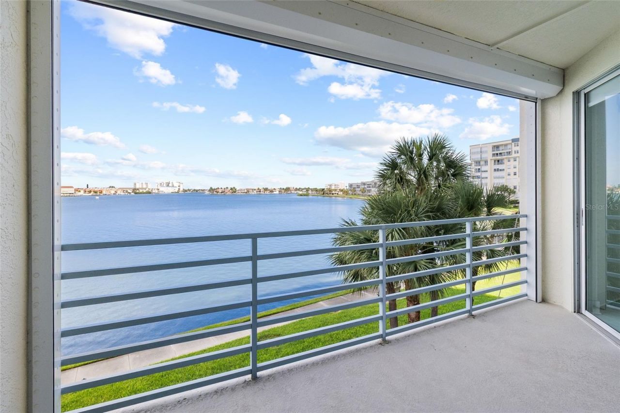 7922 Sailboat Key Boulevard S, Unit 206, South Pasadena, FL 33707 Photo
