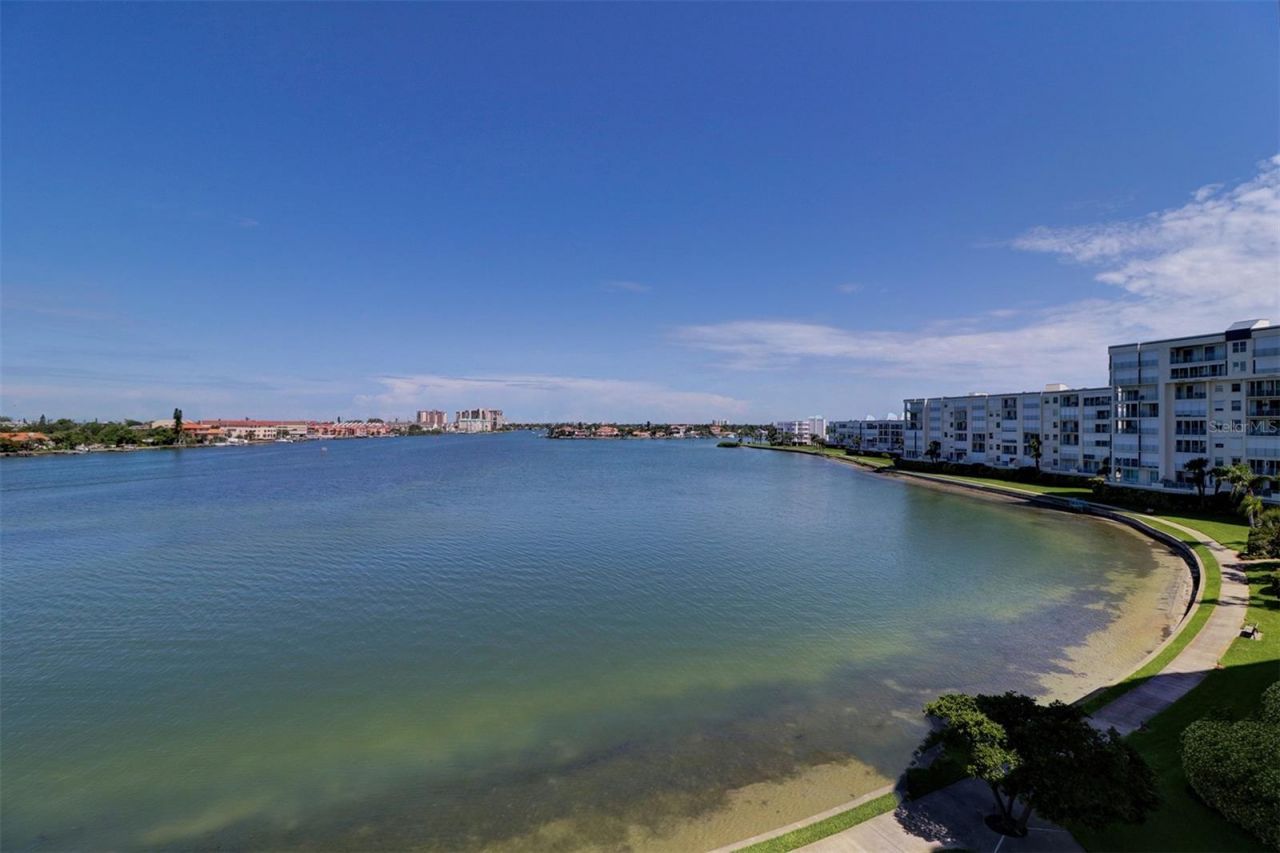 7922 Sailboat Key Boulevard S, Unit 206, South Pasadena, FL 33707 Photo