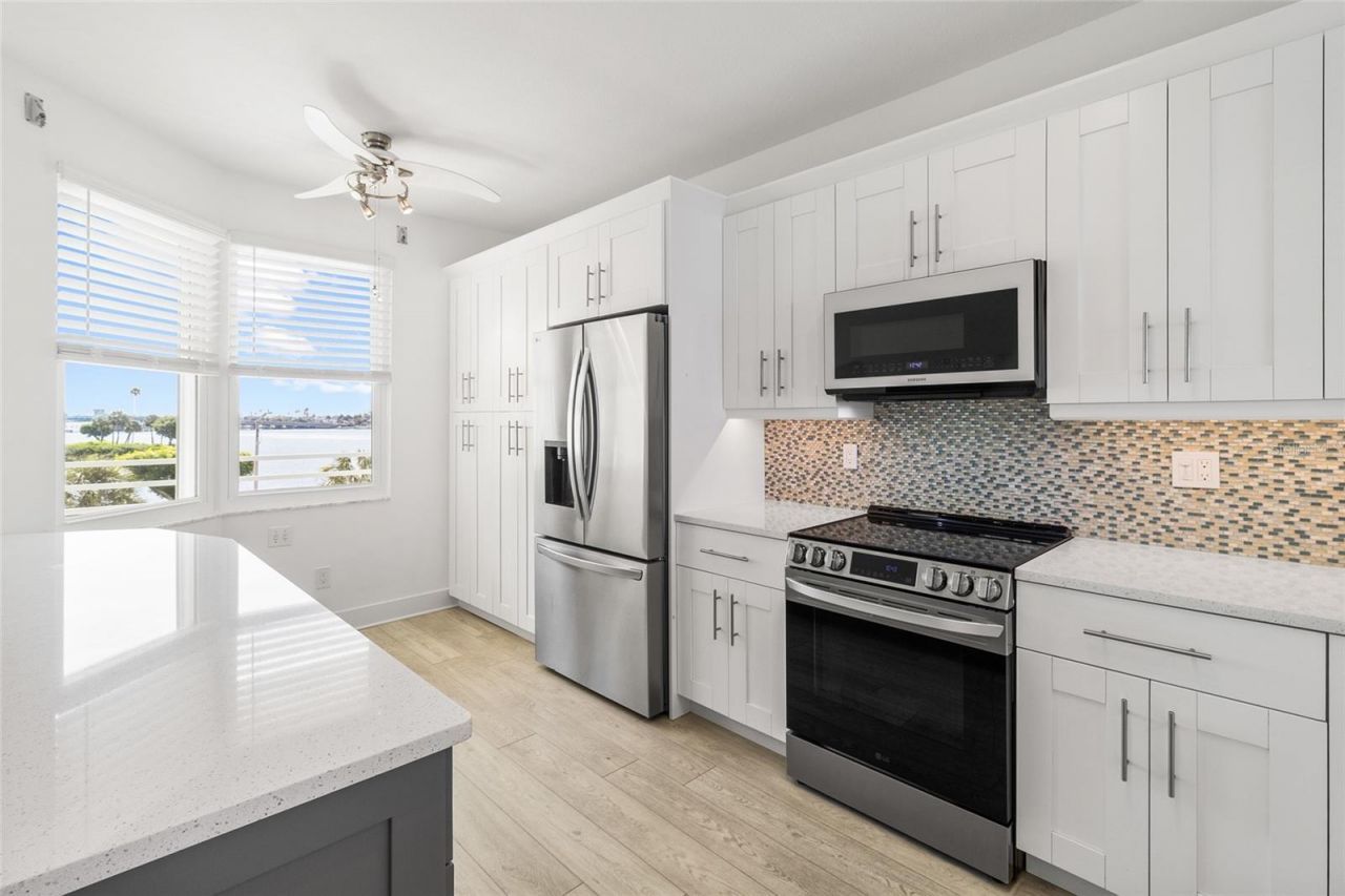 7922 Sailboat Key Boulevard S, Unit 206, South Pasadena, FL 33707 Photo