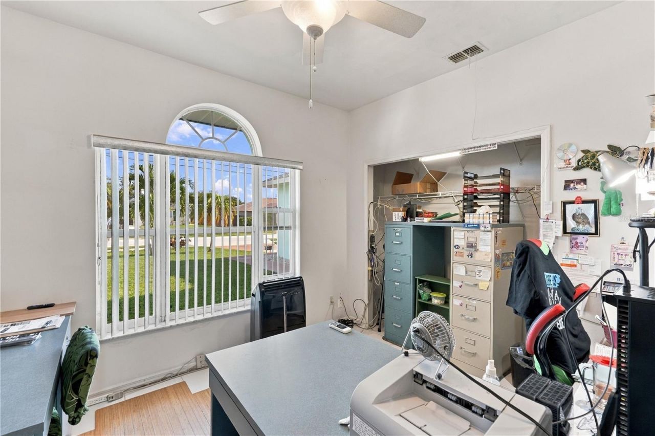 114 SE 8th Street, Cape Coral, FL 33990 Photo