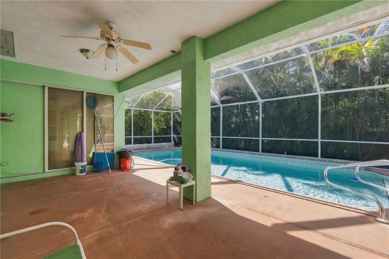 114 SE 8th Street, Cape Coral, FL 33990 Photo